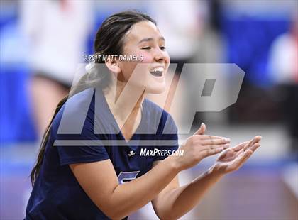 Thumbnail 3 in Eaton vs. Platte Valley (CHSAA 3A Pool 1) photogallery.