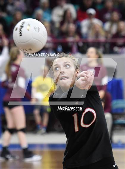 Thumbnail 2 in Eaton vs. Platte Valley (CHSAA 3A Pool 1) photogallery.