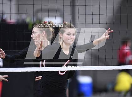 Thumbnail 3 in Eaton vs. Platte Valley (CHSAA 3A Pool 1) photogallery.