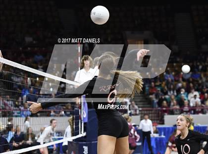 Thumbnail 3 in Eaton vs. Platte Valley (CHSAA 3A Pool 1) photogallery.