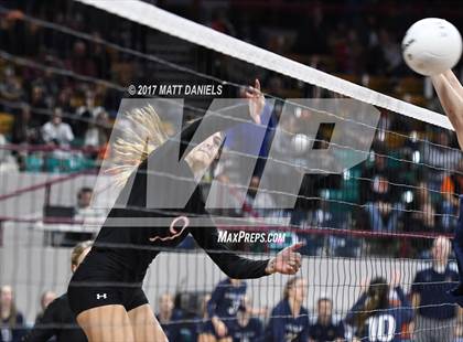 Thumbnail 3 in Eaton vs. Platte Valley (CHSAA 3A Pool 1) photogallery.