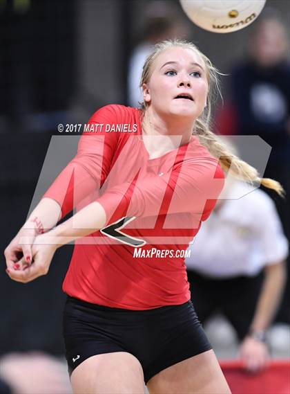 Thumbnail 3 in Eaton vs. Platte Valley (CHSAA 3A Pool 1) photogallery.