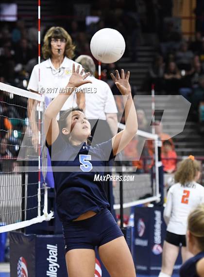 Thumbnail 2 in Eaton vs. Platte Valley (CHSAA 3A Pool 1) photogallery.