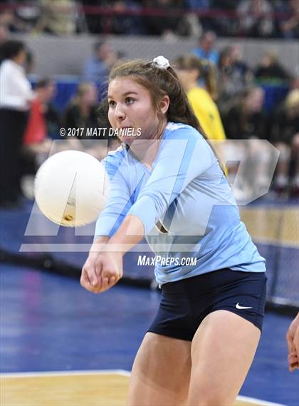 Thumbnail 2 in Eaton vs. Platte Valley (CHSAA 3A Pool 1) photogallery.