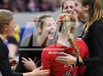 Thumbnail 2 in Eaton vs. Platte Valley (CHSAA 3A Pool 1) photogallery.