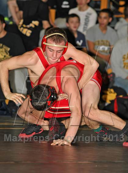 Thumbnail 3 in Sachem North Invitational photogallery.
