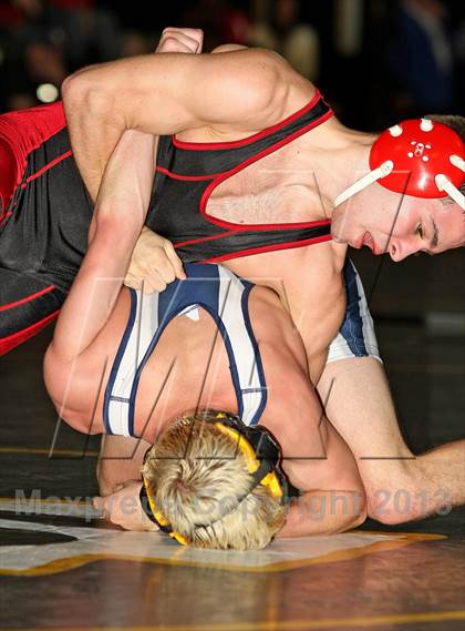 Thumbnail 3 in Sachem North Invitational photogallery.