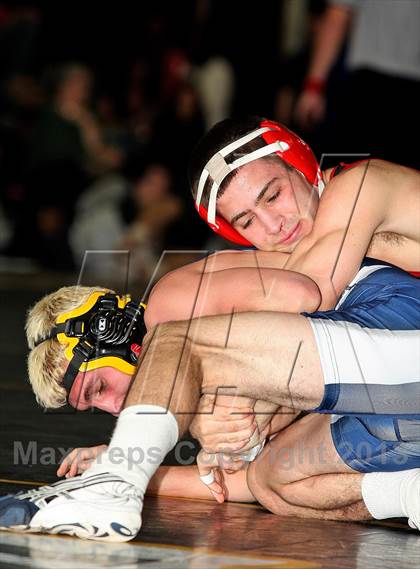 Thumbnail 3 in Sachem North Invitational photogallery.