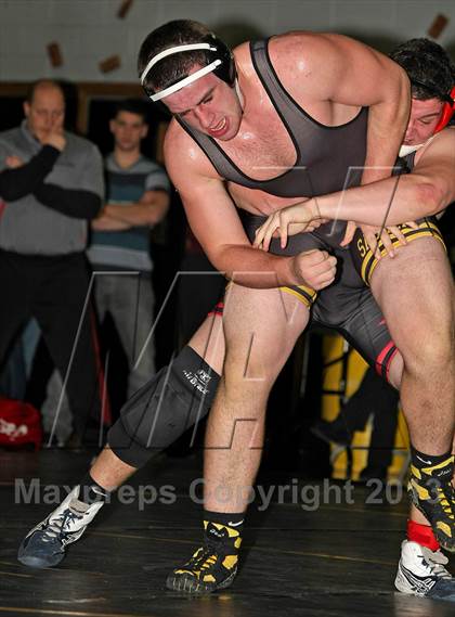 Thumbnail 2 in Sachem North Invitational photogallery.