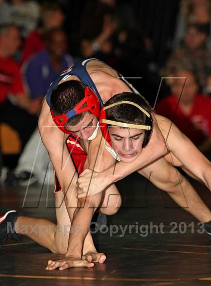 Thumbnail 3 in Sachem North Invitational photogallery.