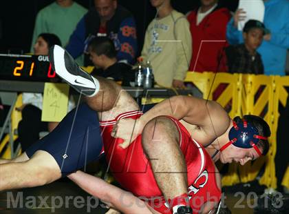 Thumbnail 2 in Sachem North Invitational photogallery.