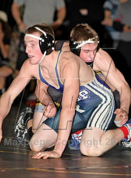 Thumbnail 2 in Sachem North Invitational photogallery.