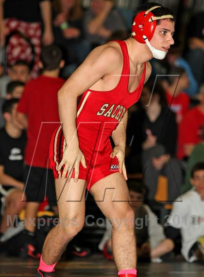 Thumbnail 2 in Sachem North Invitational photogallery.