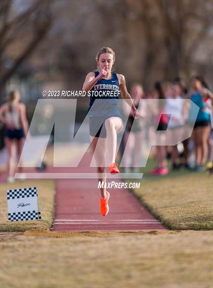Thumbnail 3 in Ralston Valley Invitational photogallery.