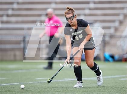 Thumbnail 2 in Westfield vs Lafayette (Bulldog Invitational) photogallery.
