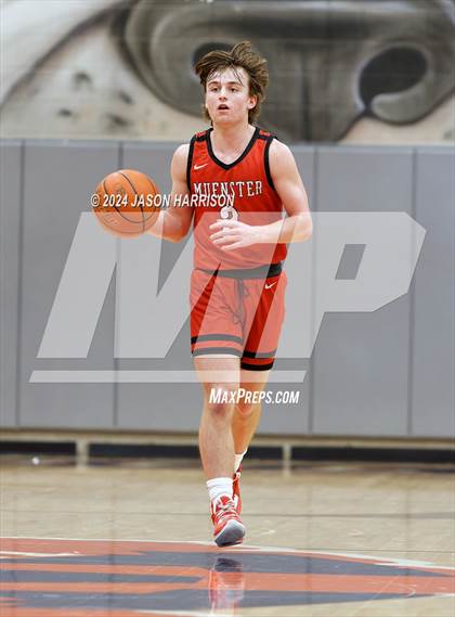 Thumbnail 2 in Lipan vs. Muenster (UIL Basketball 2A Regional Final) photogallery.
