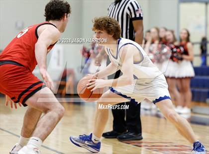 Thumbnail 2 in Lipan vs. Muenster (UIL Basketball 2A Regional Final) photogallery.