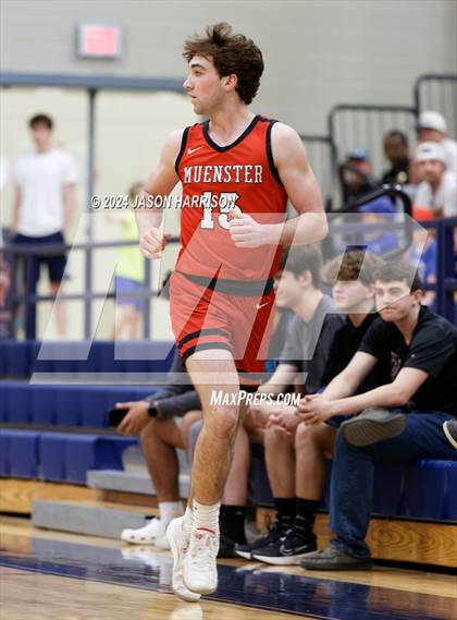 Thumbnail 1 in Lipan vs. Muenster (UIL Basketball 2A Regional Final) photogallery.