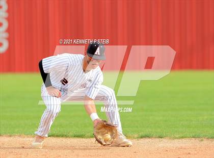 Thumbnail 2 in Easton vs Assumption (LHSAA 4A Bi-District Playoff) photogallery.