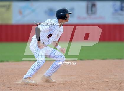Thumbnail 2 in Easton vs Assumption (LHSAA 4A Bi-District Playoff) photogallery.