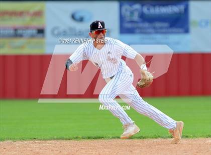 Thumbnail 1 in Easton vs Assumption (LHSAA 4A Bi-District Playoff) photogallery.