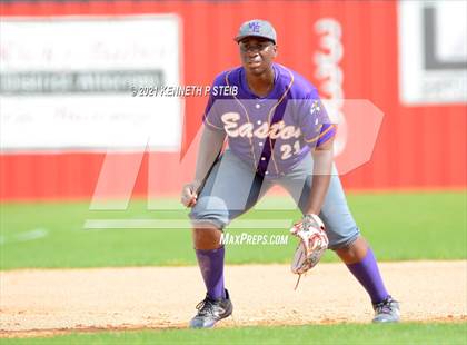 Thumbnail 2 in Easton vs Assumption (LHSAA 4A Bi-District Playoff) photogallery.