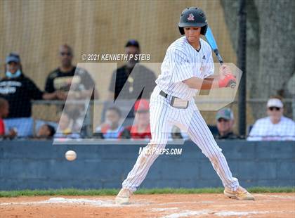 Thumbnail 1 in Easton vs Assumption (LHSAA 4A Bi-District Playoff) photogallery.
