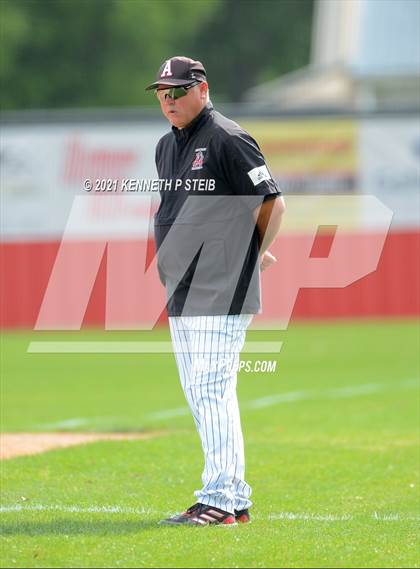 Thumbnail 3 in Easton vs Assumption (LHSAA 4A Bi-District Playoff) photogallery.