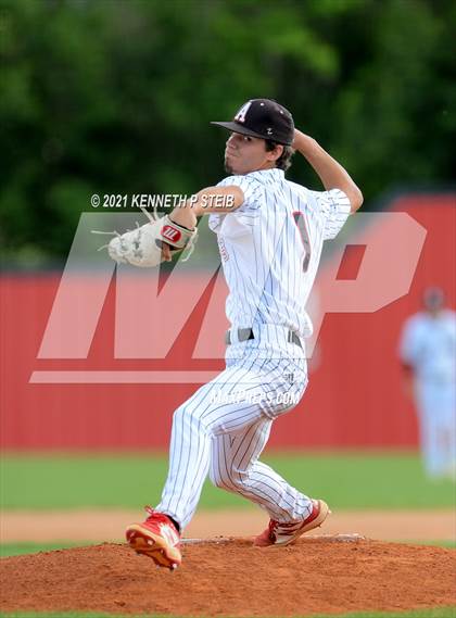 Thumbnail 1 in Easton vs Assumption (LHSAA 4A Bi-District Playoff) photogallery.