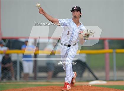 Thumbnail 3 in Easton vs Assumption (LHSAA 4A Bi-District Playoff) photogallery.