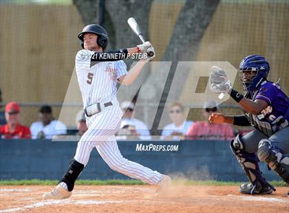 Thumbnail 3 in Easton vs Assumption (LHSAA 4A Bi-District Playoff) photogallery.