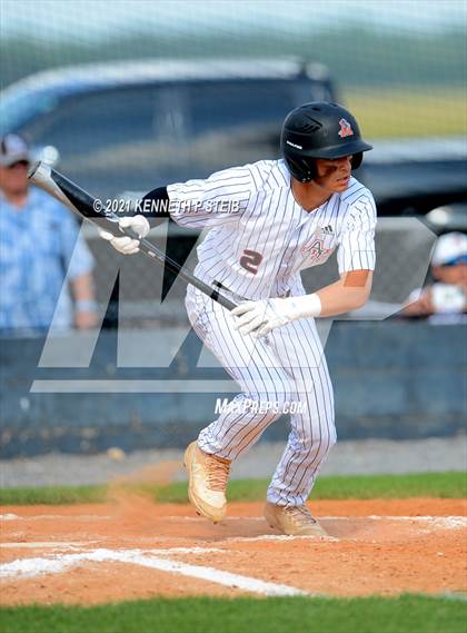 Thumbnail 3 in Easton vs Assumption (LHSAA 4A Bi-District Playoff) photogallery.