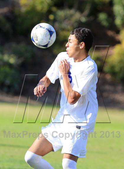 Thumbnail 2 in Grossmont vs. San Diego (22nd Annual San Diego Holiday Tournament) photogallery.