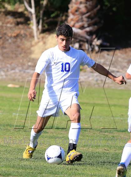 Thumbnail 2 in Grossmont vs. San Diego (22nd Annual San Diego Holiday Tournament) photogallery.