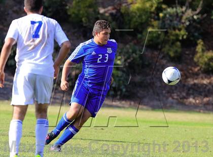 Thumbnail 2 in Grossmont vs. San Diego (22nd Annual San Diego Holiday Tournament) photogallery.