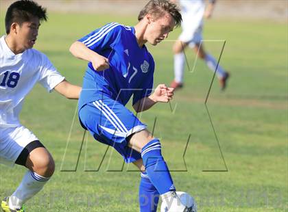 Thumbnail 1 in Grossmont vs. San Diego (22nd Annual San Diego Holiday Tournament) photogallery.