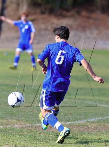 Thumbnail 2 in Grossmont vs. San Diego (22nd Annual San Diego Holiday Tournament) photogallery.
