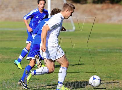 Thumbnail 3 in Grossmont vs. San Diego (22nd Annual San Diego Holiday Tournament) photogallery.