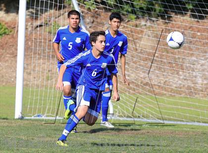 Thumbnail 3 in Grossmont vs. San Diego (22nd Annual San Diego Holiday Tournament) photogallery.