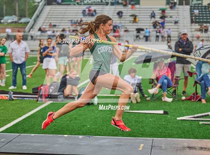 Thumbnail 2 in Cooper Dragon Invitational (Pole Vault) photogallery.