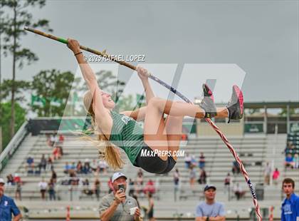 Thumbnail 1 in Cooper Dragon Invitational (Pole Vault) photogallery.