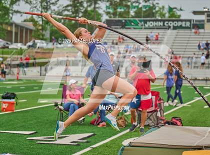 Thumbnail 2 in Cooper Dragon Invitational (Pole Vault) photogallery.
