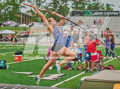 Thumbnail 1 in Cooper Dragon Invitational (Pole Vault) photogallery.