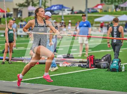 Thumbnail 3 in Cooper Dragon Invitational (Pole Vault) photogallery.