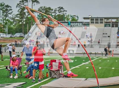 Thumbnail 1 in Cooper Dragon Invitational (Pole Vault) photogallery.