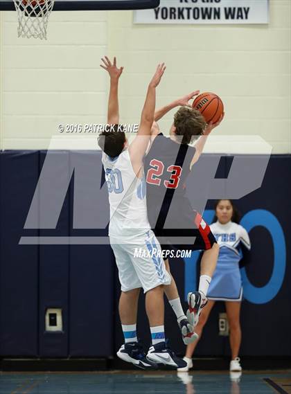 Thumbnail 3 in Jefferson @ Yorktown photogallery.