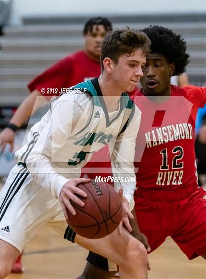 Thumbnail 1 in Nansemond River @ Hickory photogallery.