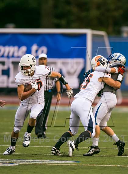 Thumbnail 3 in Eastside Catholic vs. Liberty photogallery.