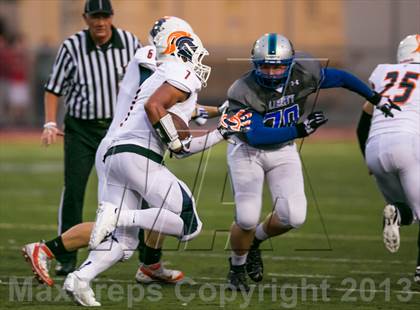 Thumbnail 1 in Eastside Catholic vs. Liberty photogallery.