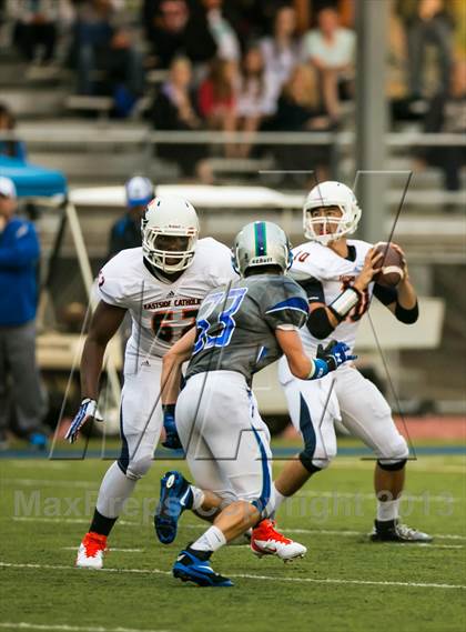 Thumbnail 3 in Eastside Catholic vs. Liberty photogallery.